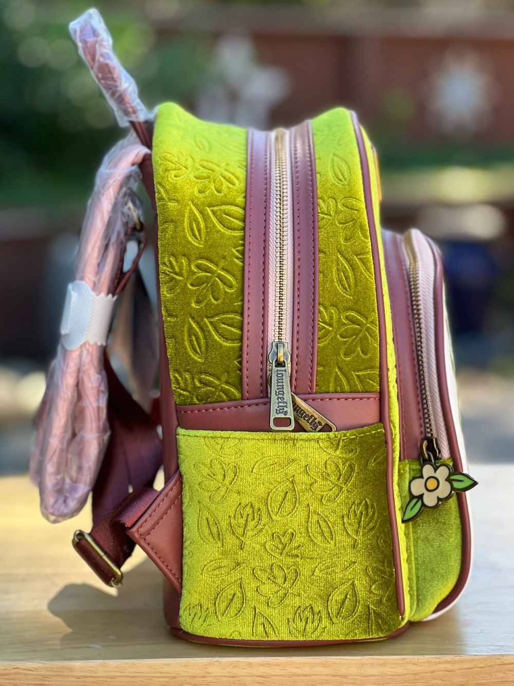Loungefly Marvel Guardians of The Galaxy Groot Floral Velvet Mini Backpack NWT - Picture 3 of 8